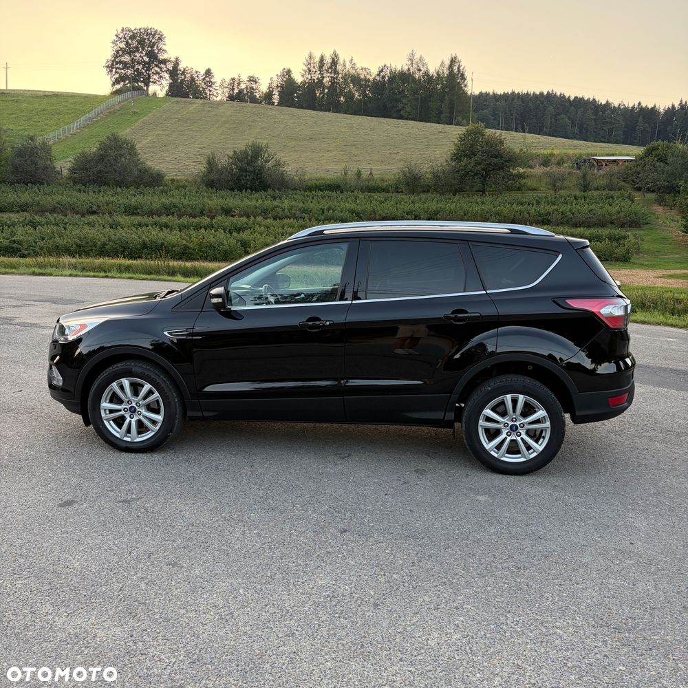 Ford Kuga 2.0 TDCi 2x4 Titanium - 17