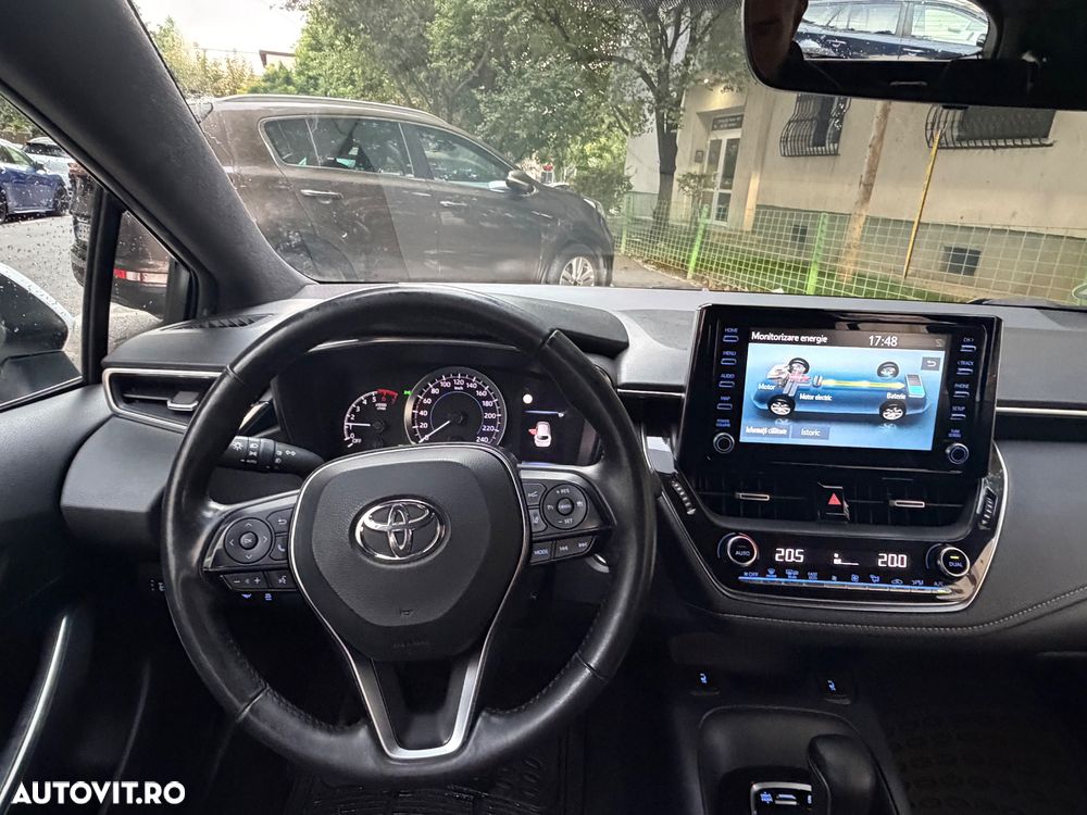 Toyota Corolla - 5