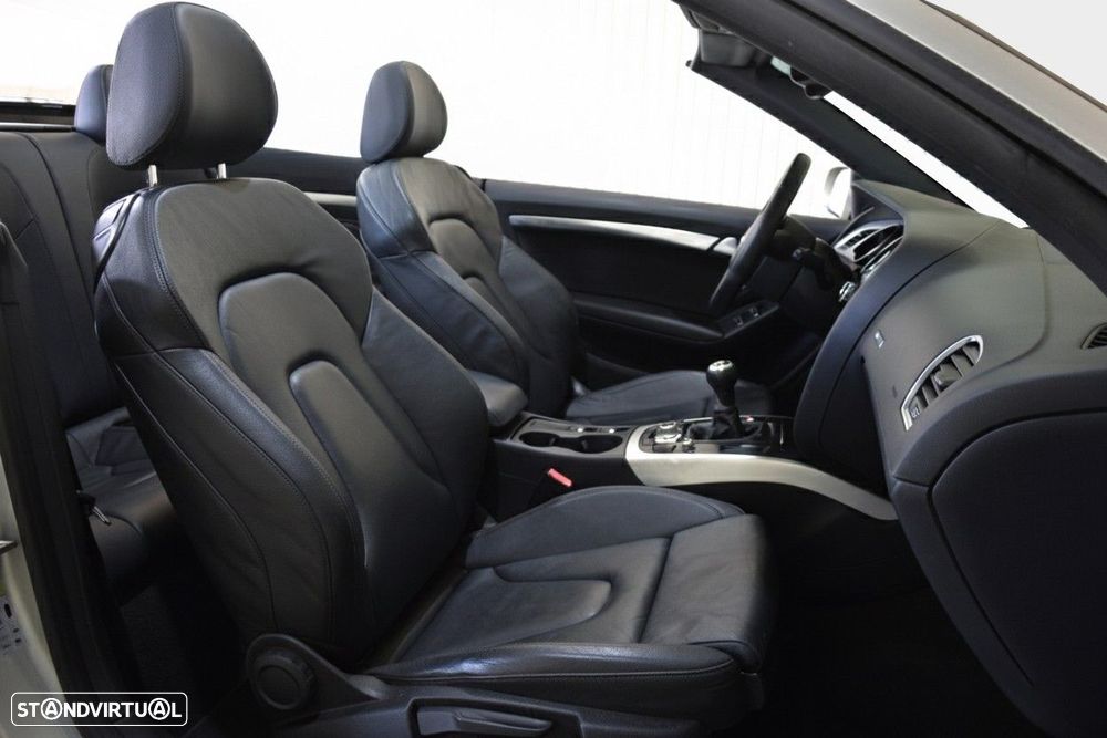 Audi A5 Cabrio 2.0 TDi S-line - 16