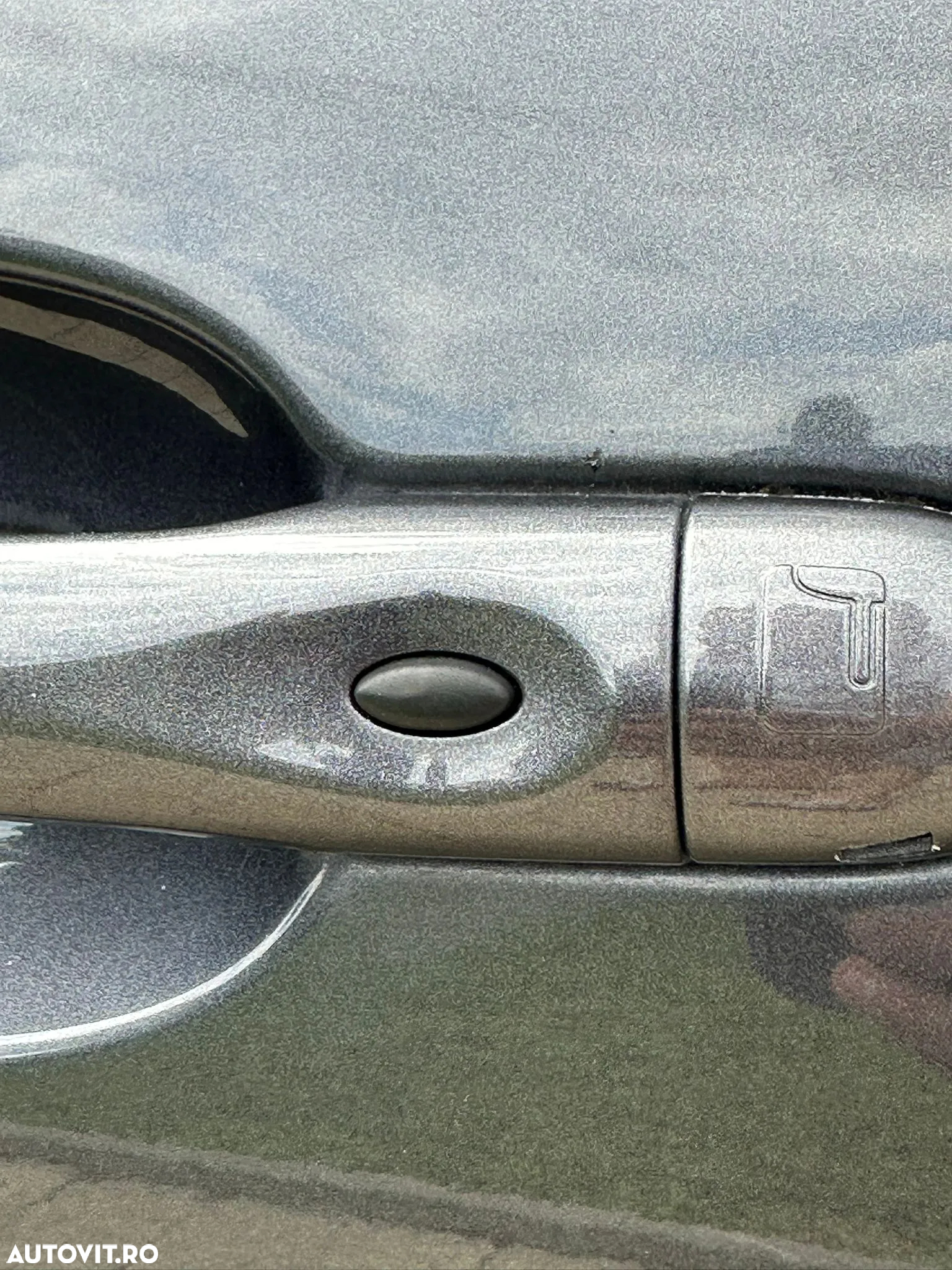 Renault Latitude 2.0 dCi Luxury - 25