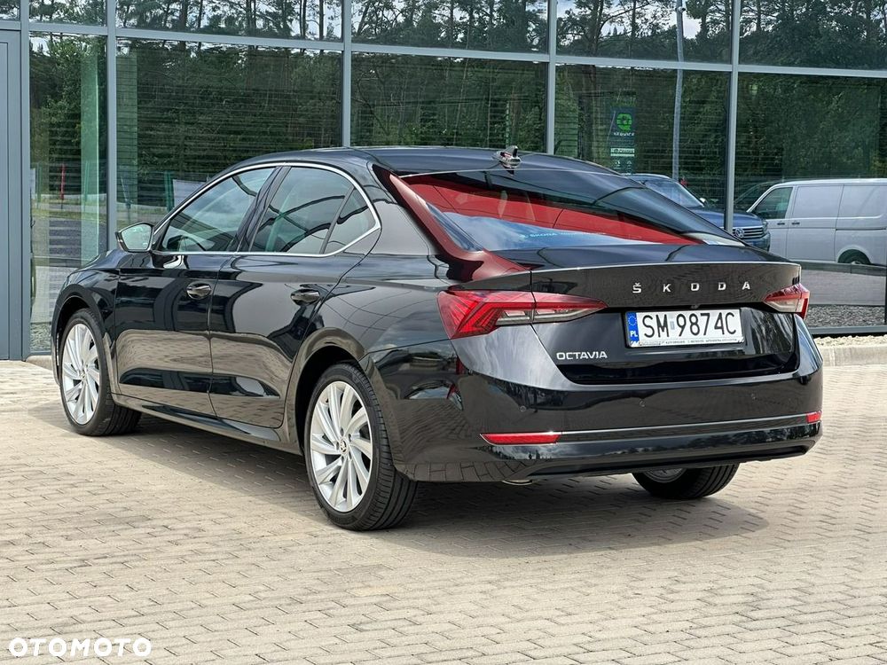Skoda Octavia 2.0 TDI Style DSG - 9