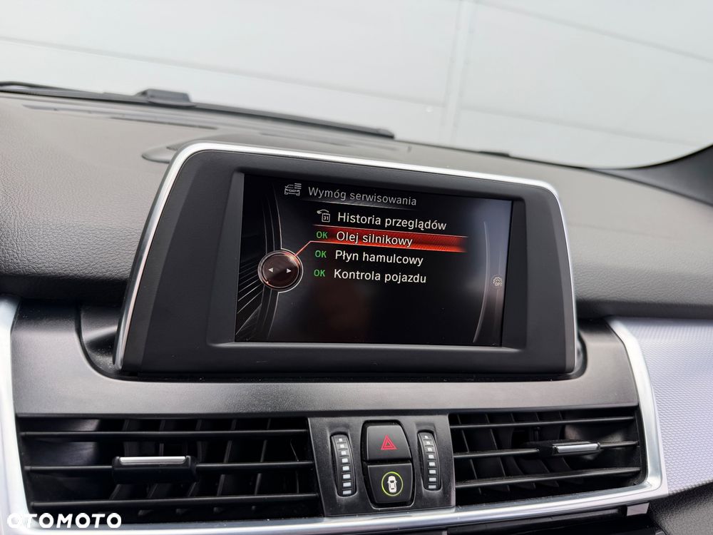 BMW Seria 2 220d Sport-Aut M Sport - 35