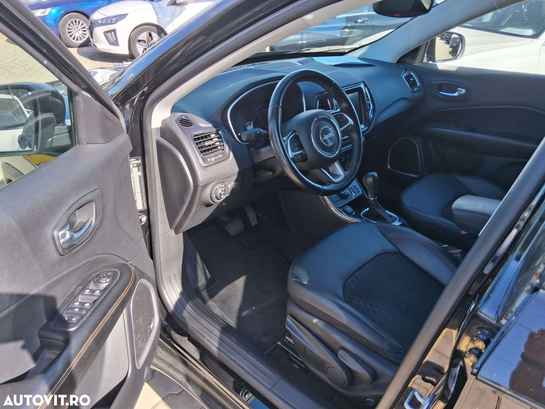 Jeep Compass - 9