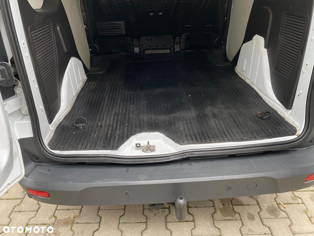 Ford CONNECT - 25