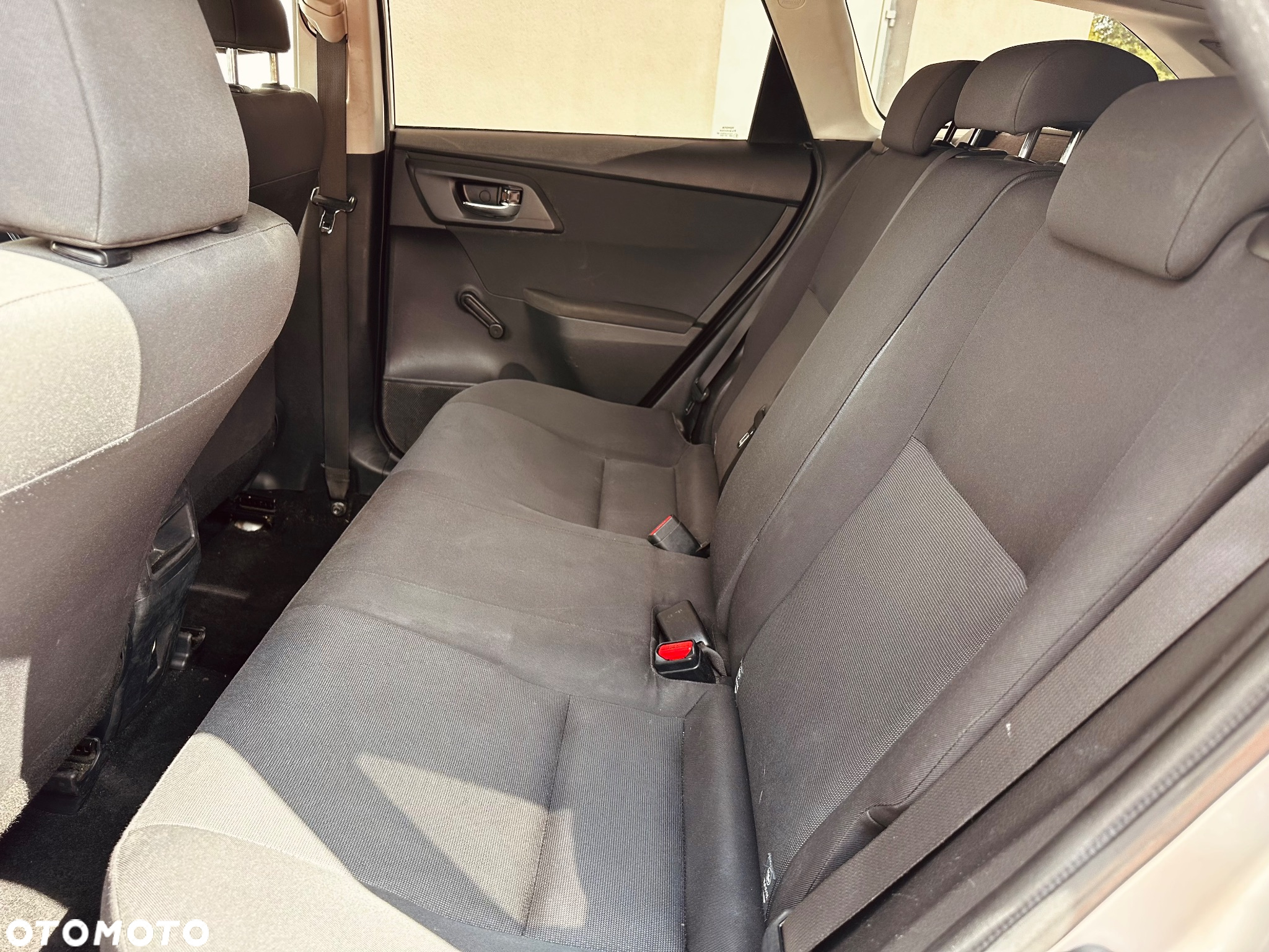 Toyota Auris - 12