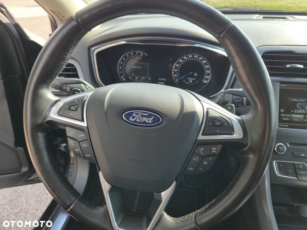 Ford Mondeo - 23