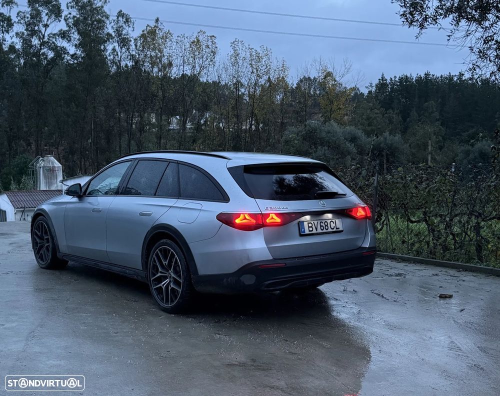 Mercedes-Benz E 300 de 4Matic All-Terrain - 3