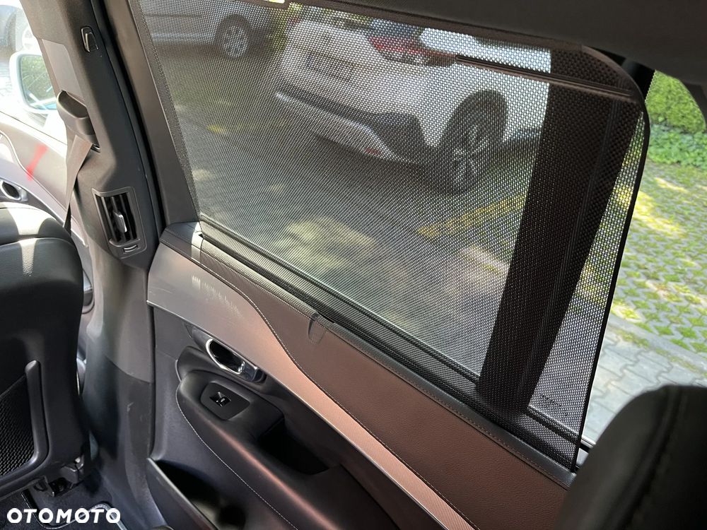 Volvo XC 90 T6 AWD R-Design - 21