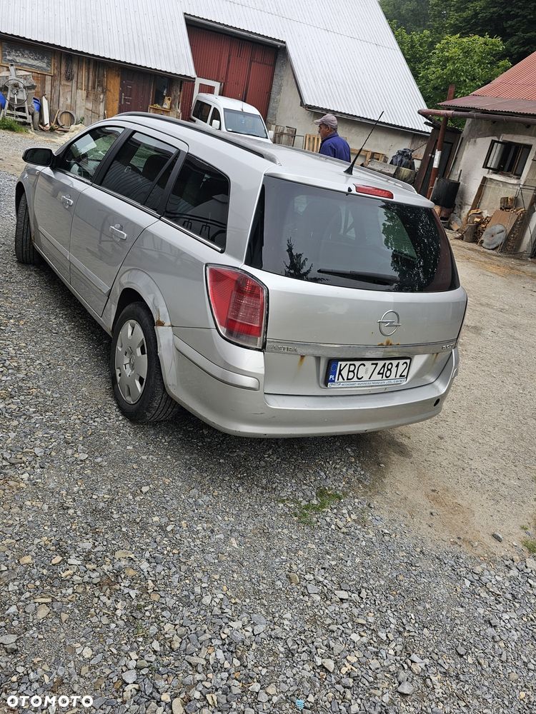 Opel Astra - 4