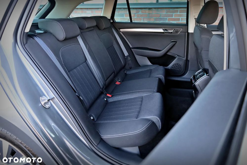 Skoda Superb 2.0 TSI 4x4 Style DSG - 24