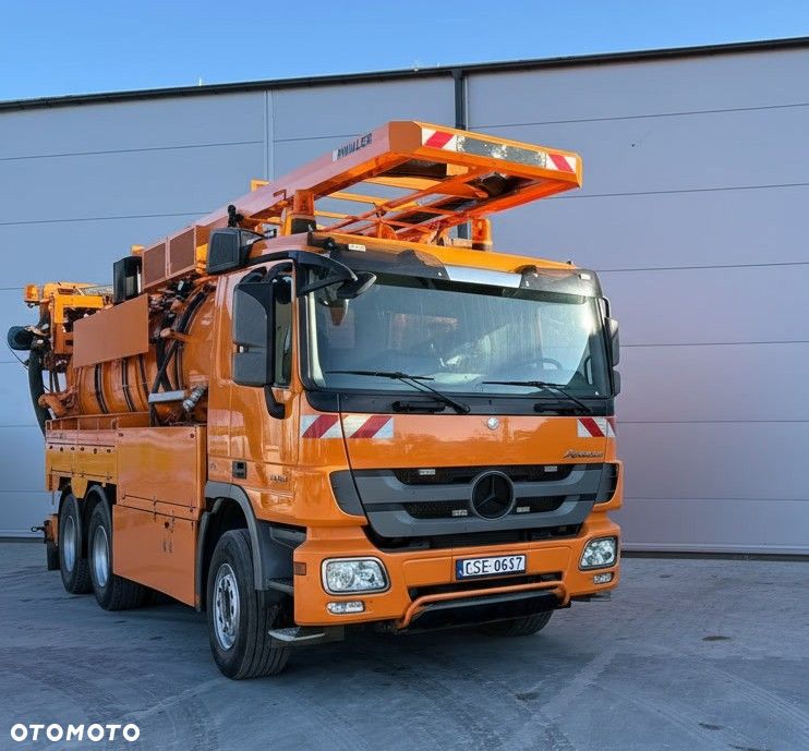 Mercedes-Benz ACTROS - 1