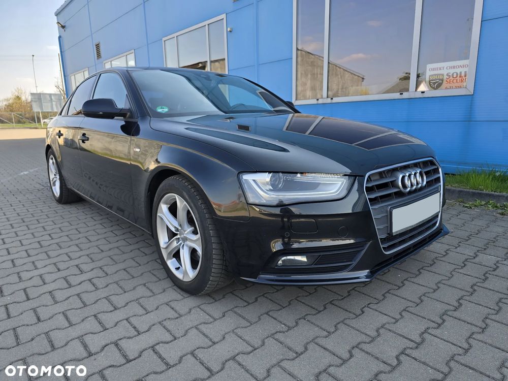 Audi A4 Limousine 2.0 TDI DPF S line Sportpaket - 8