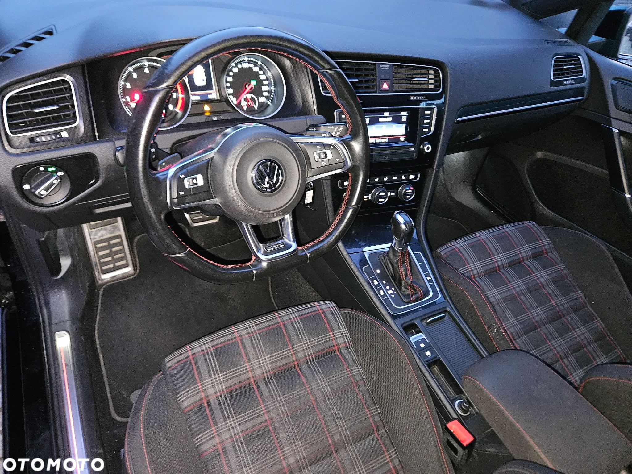 Volkswagen Golf VII 2.0 TSI BMT GTI Performance DSG - 9