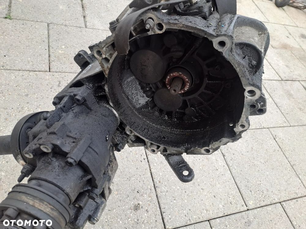 Volkswagen Passat B6 2.0 TDi skrzynia biegów 4x4 kod KDL - 5