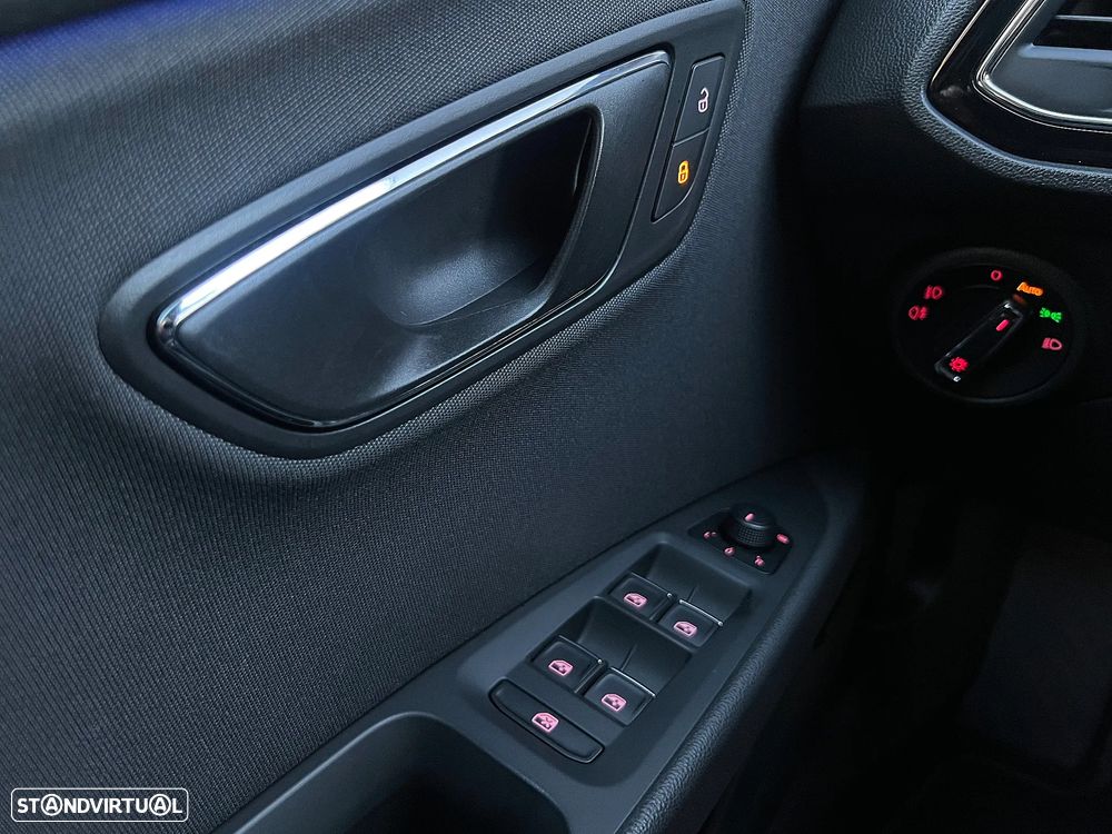 SEAT Leon ST 1.4 TSI FR S/S - 19