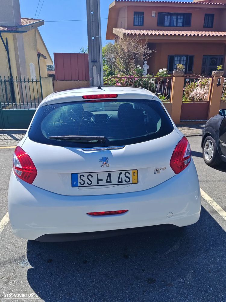 Peugeot 208 e-HDi FAP 92 Stop&Start Style - 1