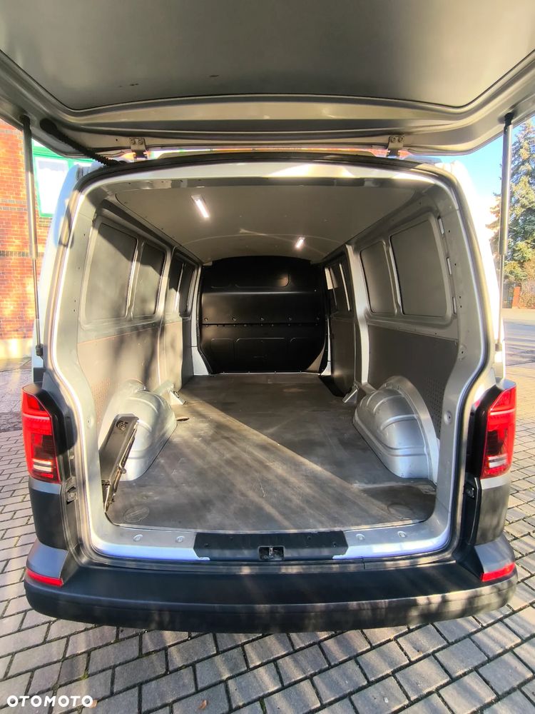 Volkswagen Transporter - 20