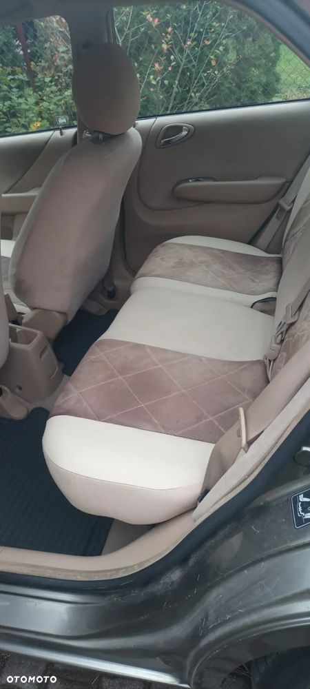 Honda City 1.4 Comfort - 6