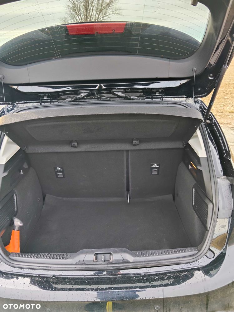 Ford Focus - 8