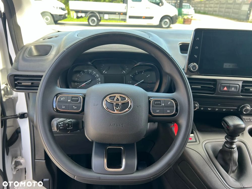 Toyota Proace City - 18