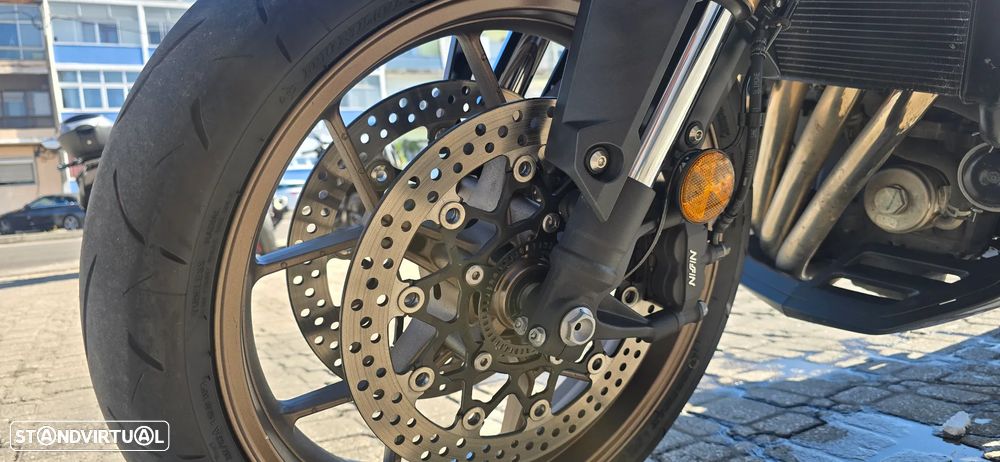 Honda CB CB 650 r - 6