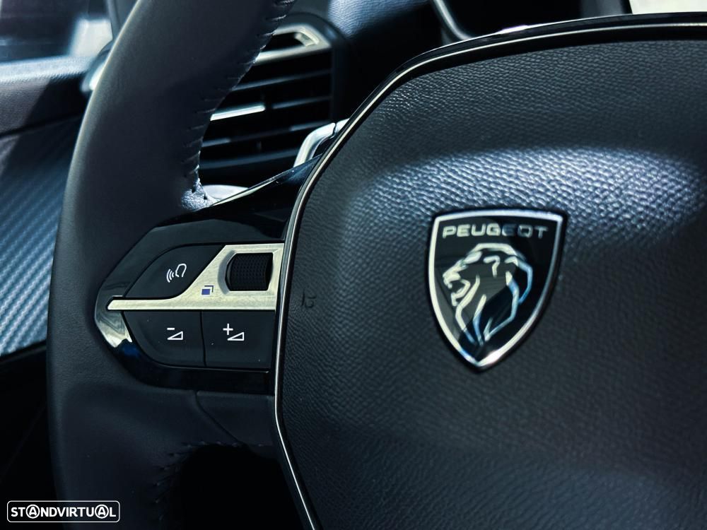 Peugeot 208 1.2 Hybrid Allure e-DCS6 - 40