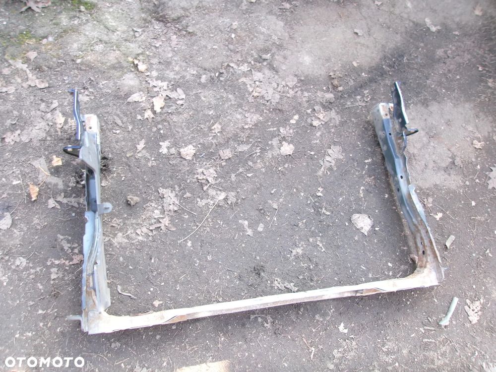 WZMOCNIENIE  TOYOTA VERSO  D4D 09-18 - 1