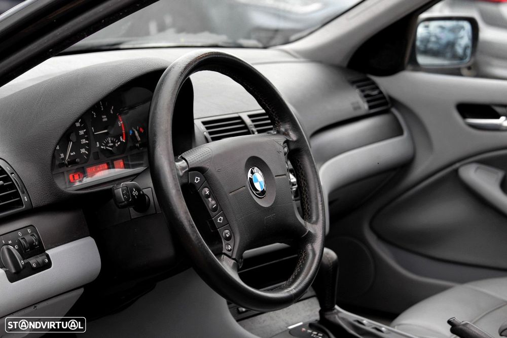 BMW 320 dA Sport - 11