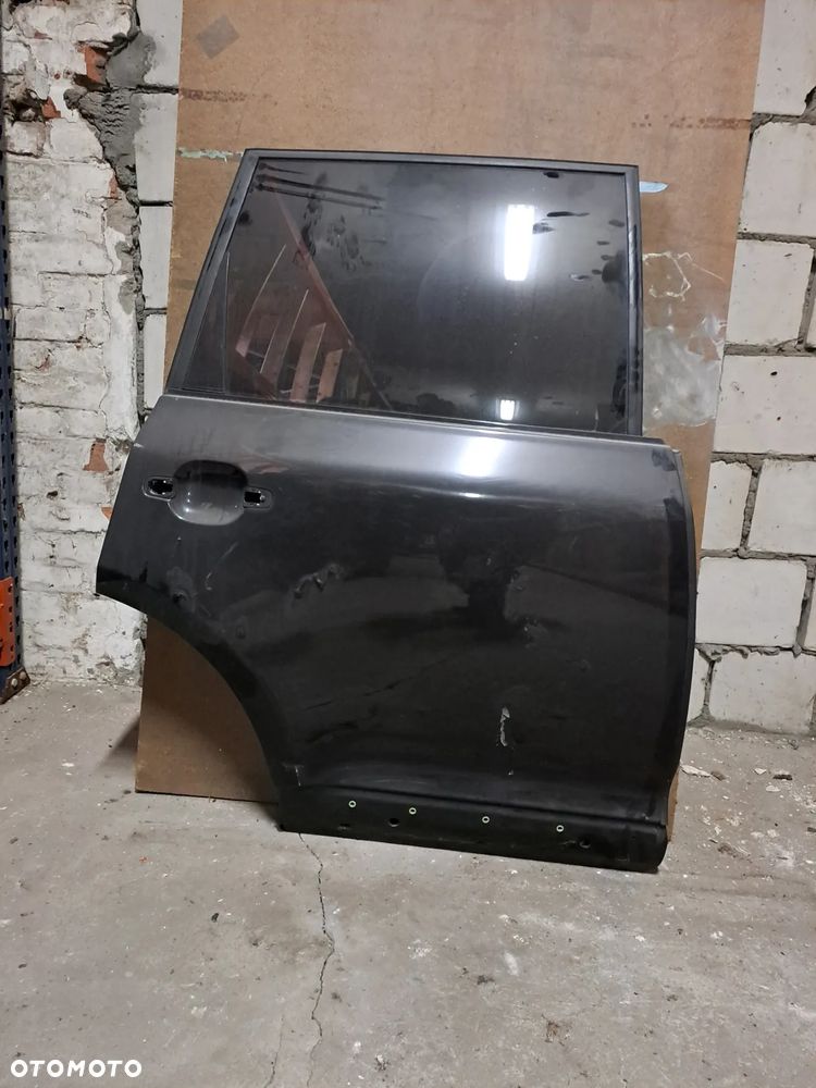 Drzwi Porsche Cayenne I prawy tył (czarne) - 1