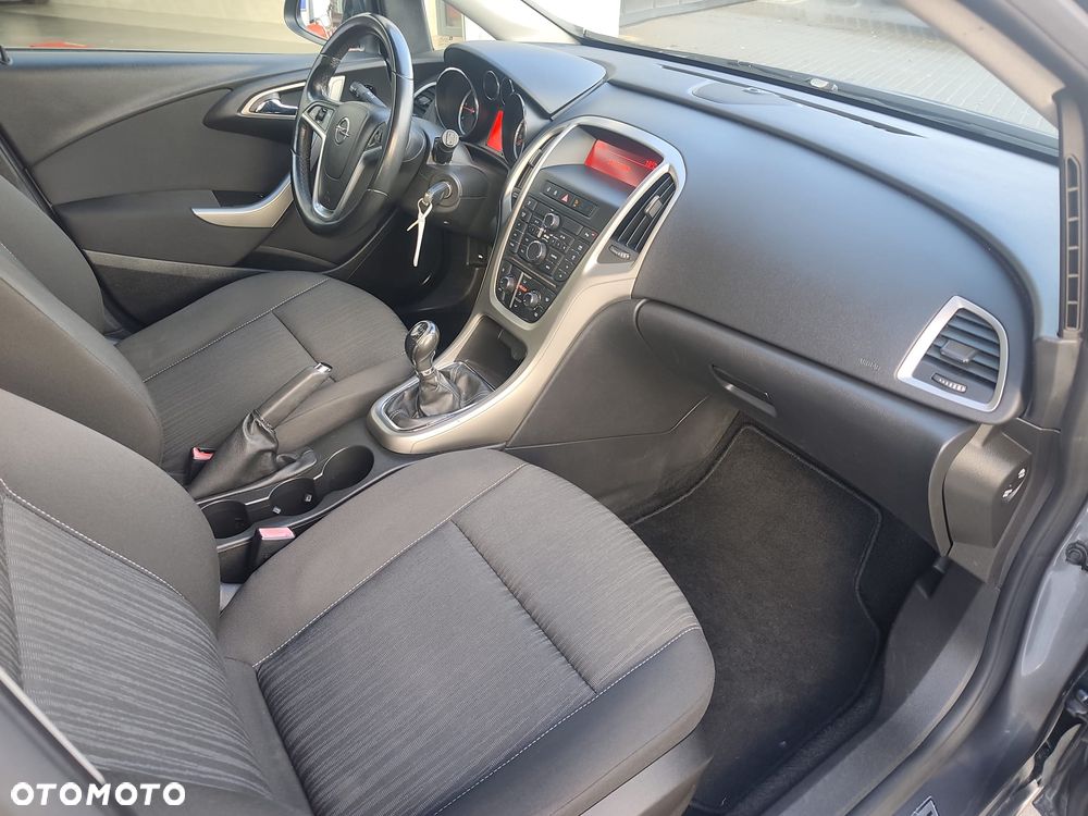 Opel Astra - 19