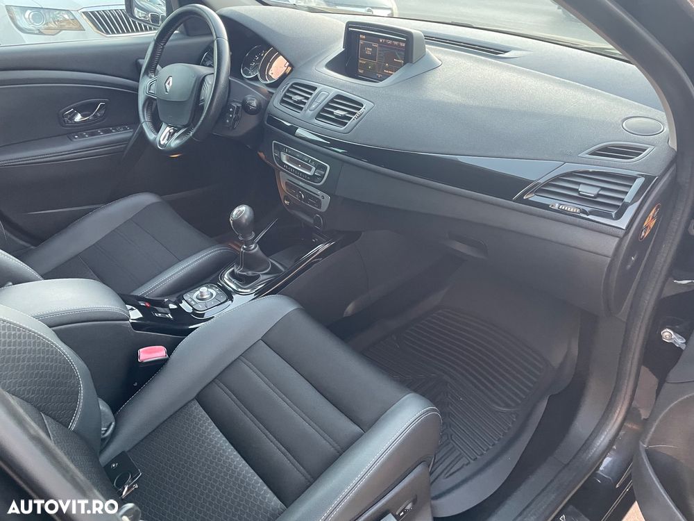 Renault Megane ver-grandtour-energy-dci-130-bose-edition - 6