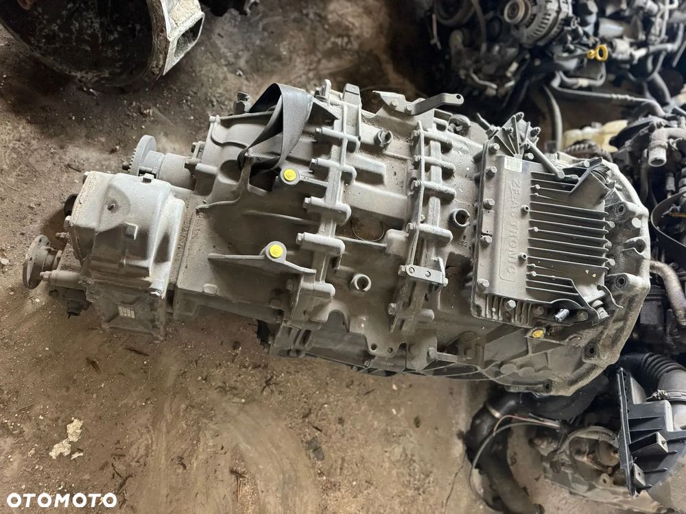 KOMPLETNA SKRZYNIA BIEGÓW Z PRZYSTAWKĄ  12AS2130TD  MAN TGX 2015 ROK 440