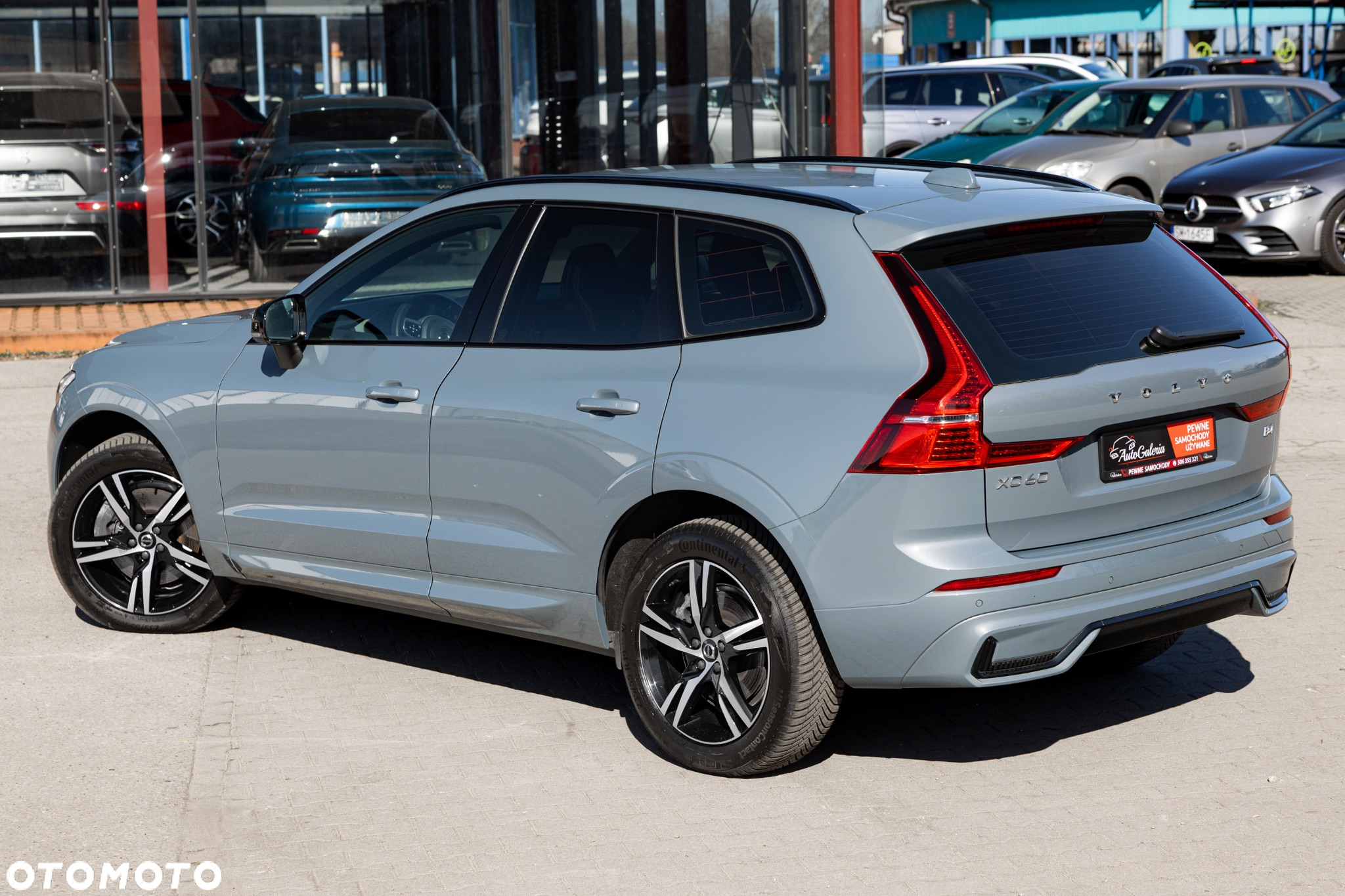 Volvo XC 60 B4 D Ultimate Dark - 11