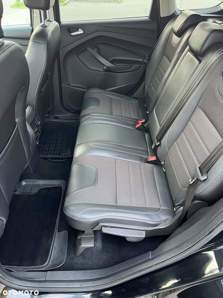 Ford Kuga 2.0 TDCi 4WD Titanium - 14