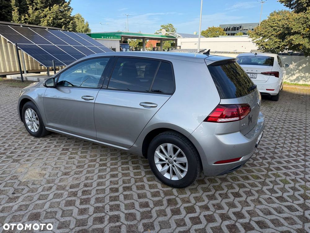 Volkswagen Golf 1.0 TSI Trendline DSG - 4