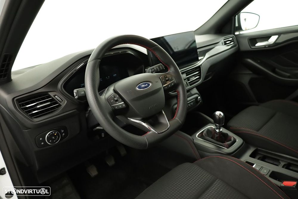 Ford Focus 1.0 EcoBoost MHEV ST-Line X - 7