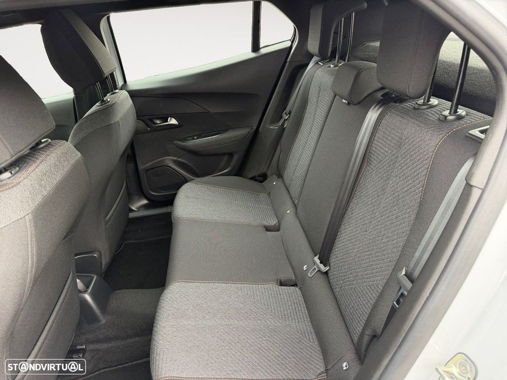 Peugeot 2008 1.2 PureTech Style - 13