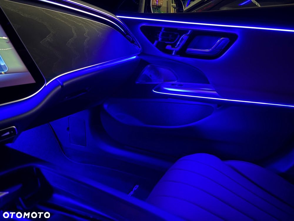 Mercedes-Benz Klasa E 220 d 4-Matic AMG - 19