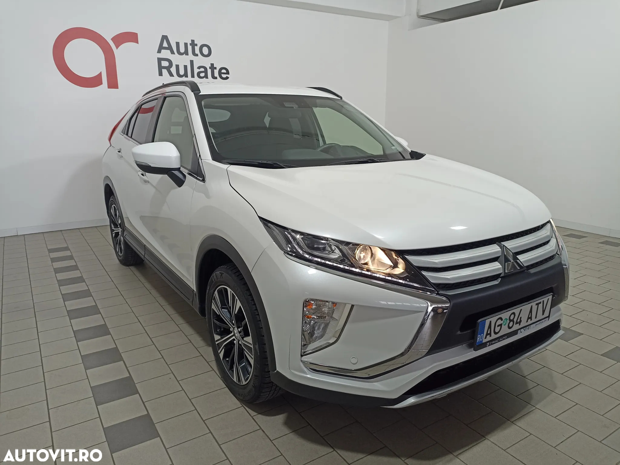 Mitsubishi Eclipse-Cross - 3
