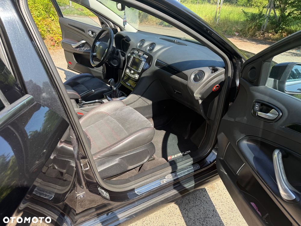 Ford Mondeo 2.5 Titanium S - 8