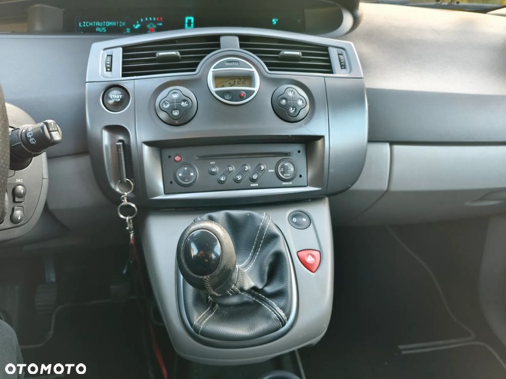 Renault Scenic 1.6 16V Confort Expression - 16
