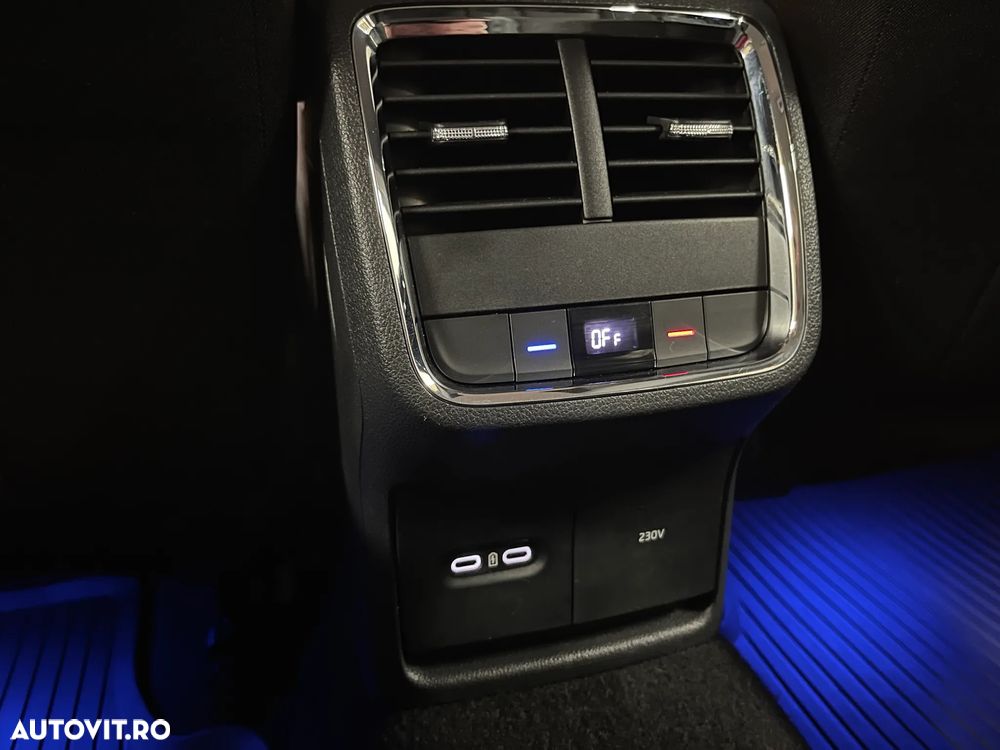 Skoda Octavia 2.0 TDI DSG Style - 24