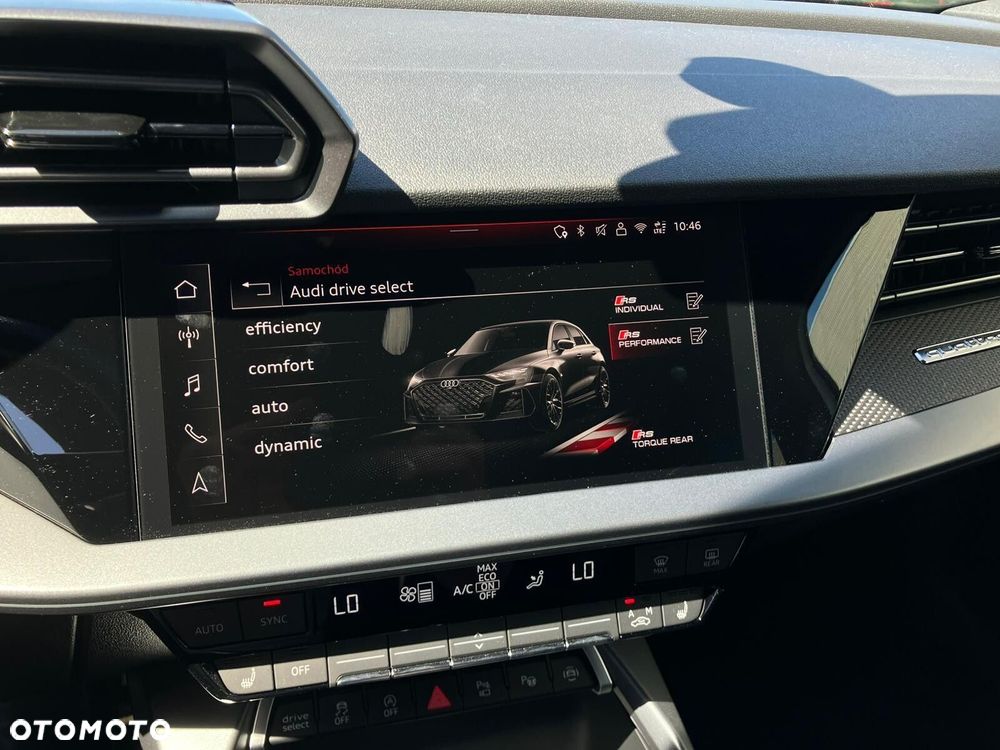 Audi RS3 Sportback - 19