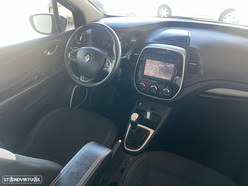 Renault Captur 0.9 TCE Exclusive - 4