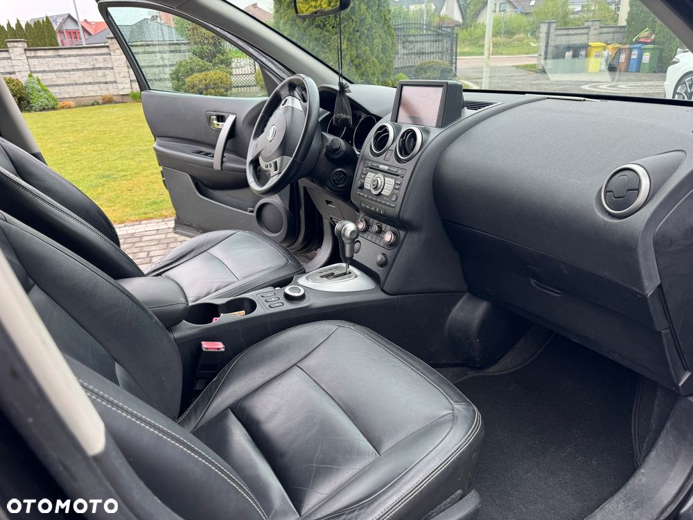 Nissan Qashqai 2.0 dCi 4x4 Tekna EU5 - 8