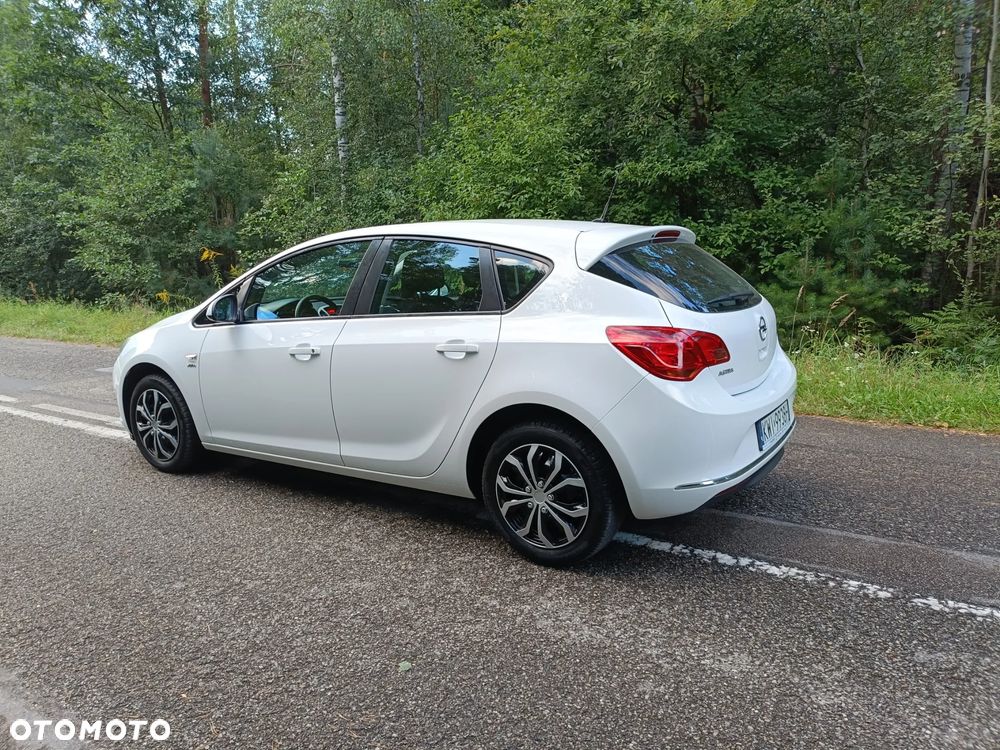 Opel Astra 1.4 Active EU6 - 23