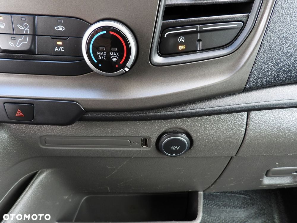 Ford TRANSIT WYWROTKA TEMPOMAT LEDY BLIŹNIACZE KOŁA KLIMATYZACJA  130KM - 38