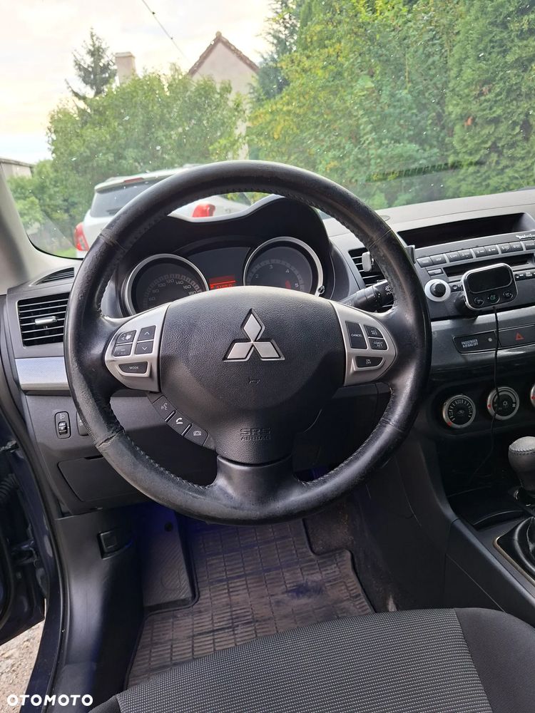 Mitsubishi Lancer 2.0 DI-D Invite - 25