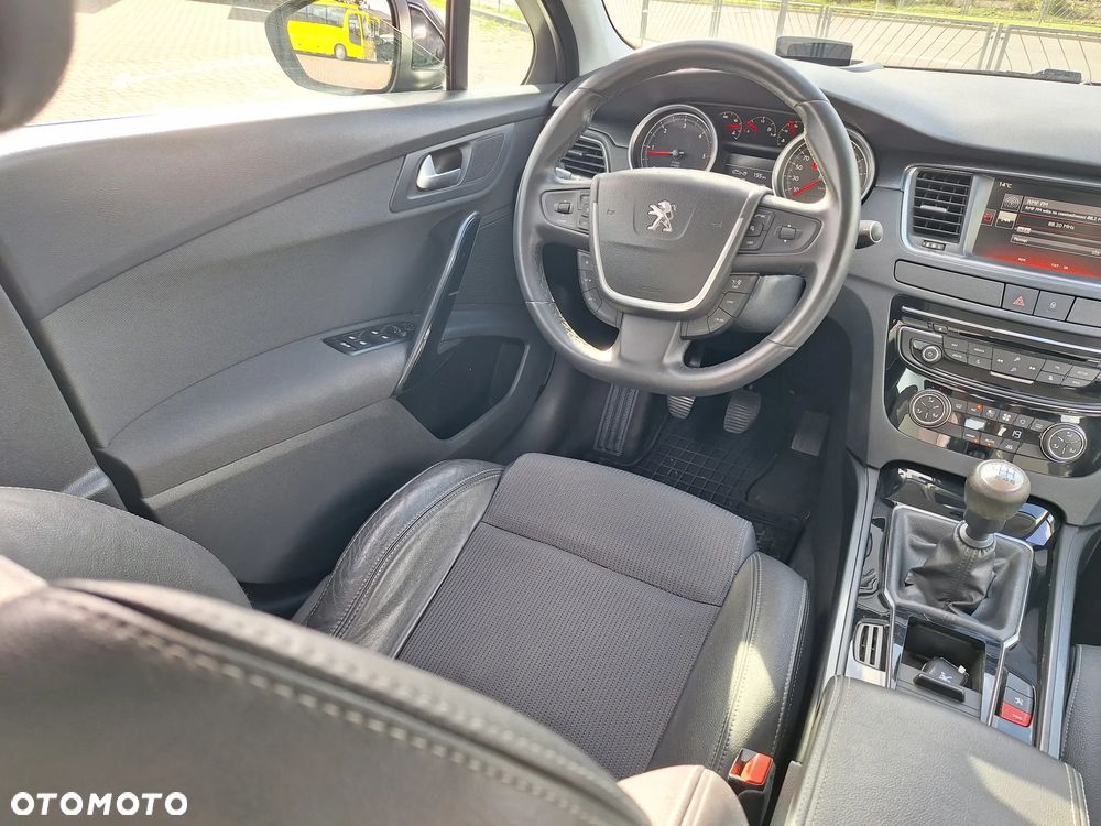 Peugeot 508 2.0 BlueHDi Allure S&S - 28