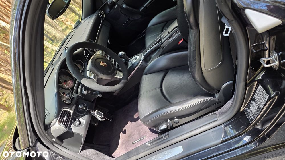 Porsche 911 - 26